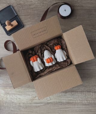 👻 SOUTĚŽ 🎃 Slavíme! 🎉 Pokořili jste hranici 3000 sledujících, což si zaslouží odměnu. 🥹 Vyhrát můžete sadu 3 bubáčků s...